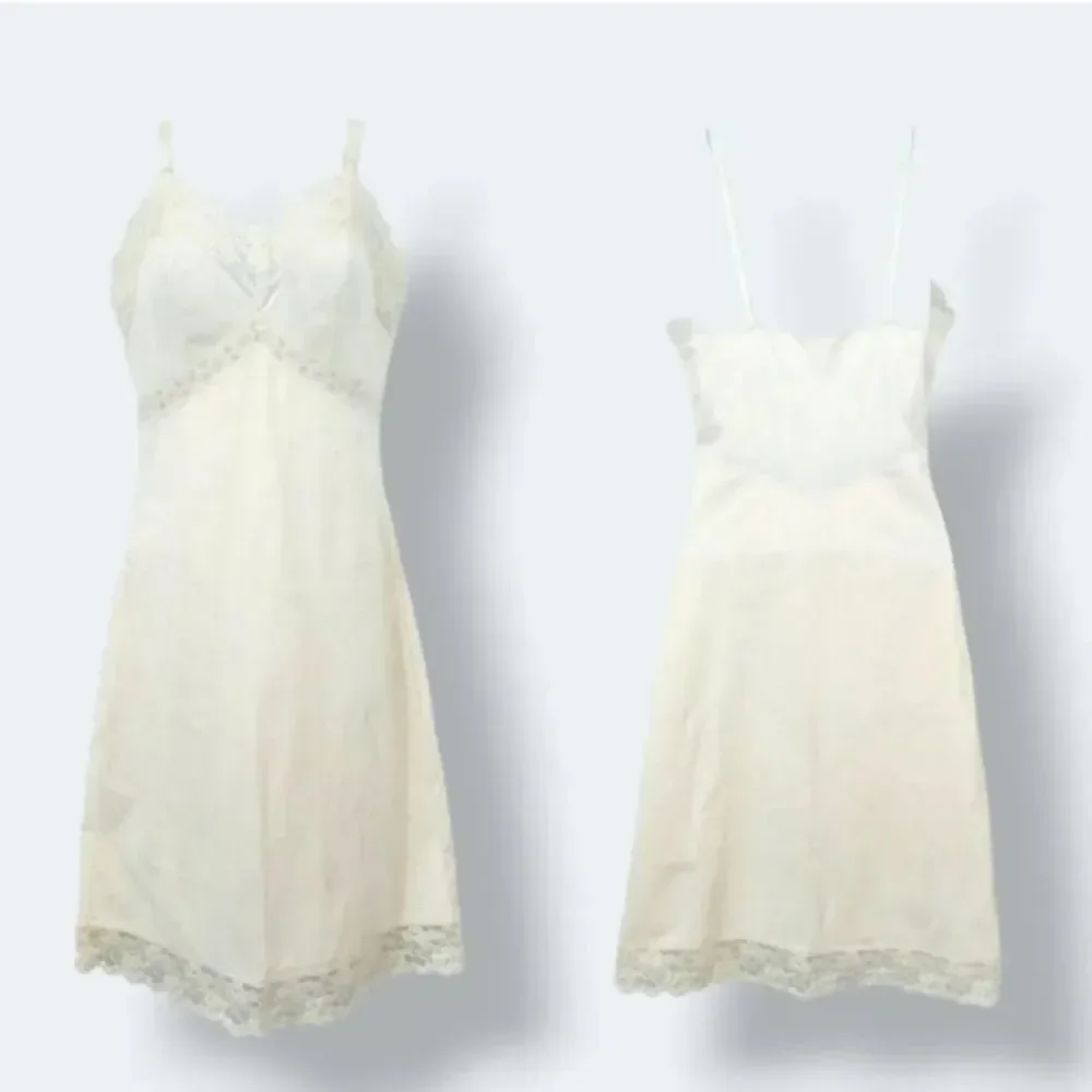 Vintage 60's Penneys Gaymode Ivory Woven Satin and Lace Slip Size 34 Avg/Small - Picture 7 of 11
